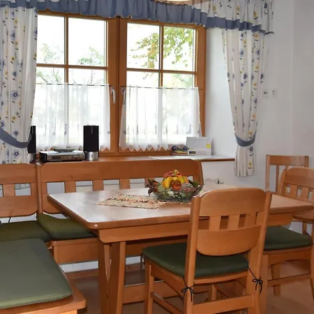 Biohof Weissensteiner Apartment *