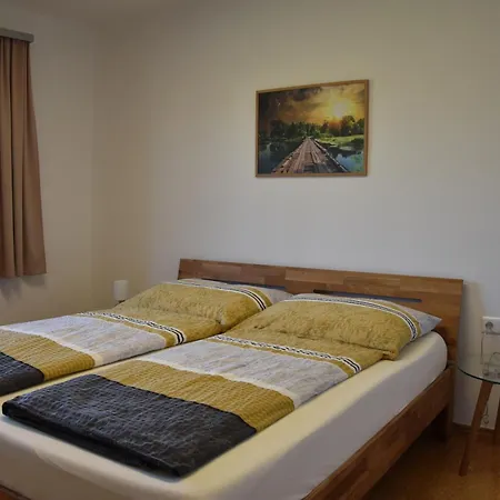 Biohof Weissensteiner Apartment Ullrichs